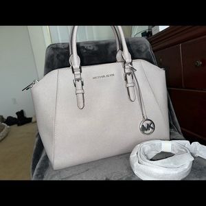 Michael Kors CIARA LG TZ SATCHEL Purse Handbag-Pearl Grey